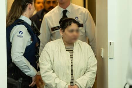 Mort du petit Raul à Gand : ébouillantée, forcé de boire son urine — sa mère et son beau-père condamnés à 30 ans