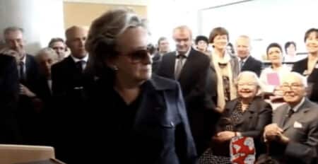 Ce regard noir de Bernadette Chirac en plein discours est resté gravé dans la mémoire des Français