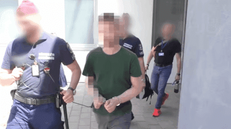 Crânes, cœur dans un bocal, peau du visage… ce que la police hongroise a trouvé chez cet employé d'hôpital glace le sang