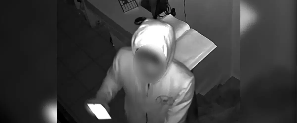 « Mon petit garçon, tu as 24 heures » : le coup de colère d'un restaurateur du Gers fait 11 millions de vues