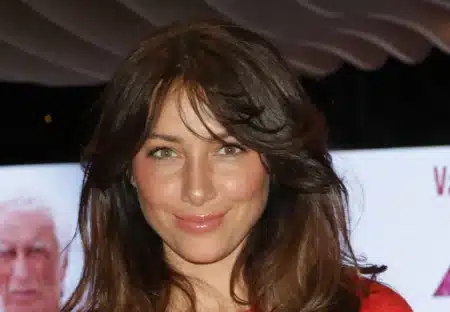 Delphine Wespiser rejoint Un si grand soleil : cette scène qui a désarmé toute l'équipe du tournage