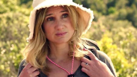 « Deux balles chacune » : dans PBLV, Laura risque tout en espionnant les braconniers armés
