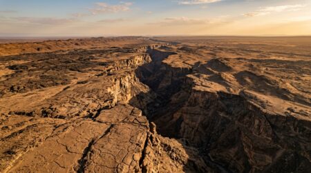 Faille désertique géante dans la région de l'Afar