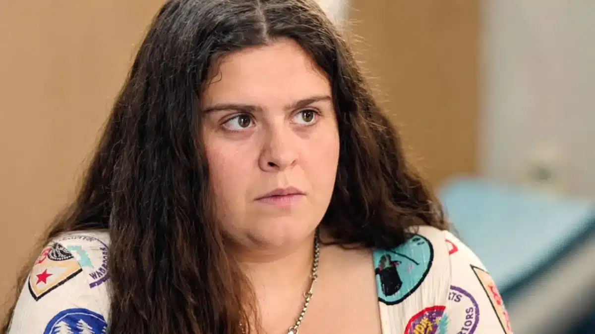 Une boîte à musique, un volet qui claque… puis un sac plastique sur son visage : le sort d'Ophélie inquiète tout Le Mistral