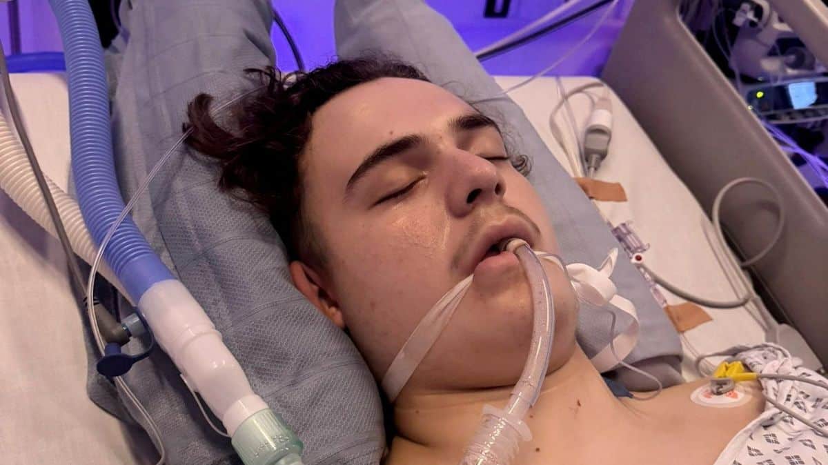 À 14 ans, Max meurt d'une tumeur : ses parents accusent l'hôpital de « migraines d'ado »