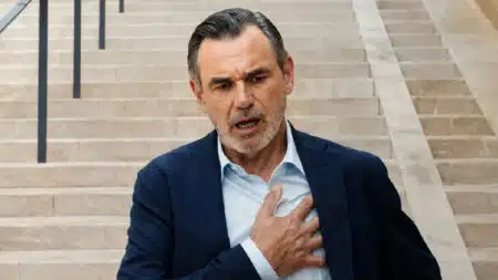 À la villa Kepler, Ophélie découvre l'identité de la meurtrière... et prend une décision qui va tout changer