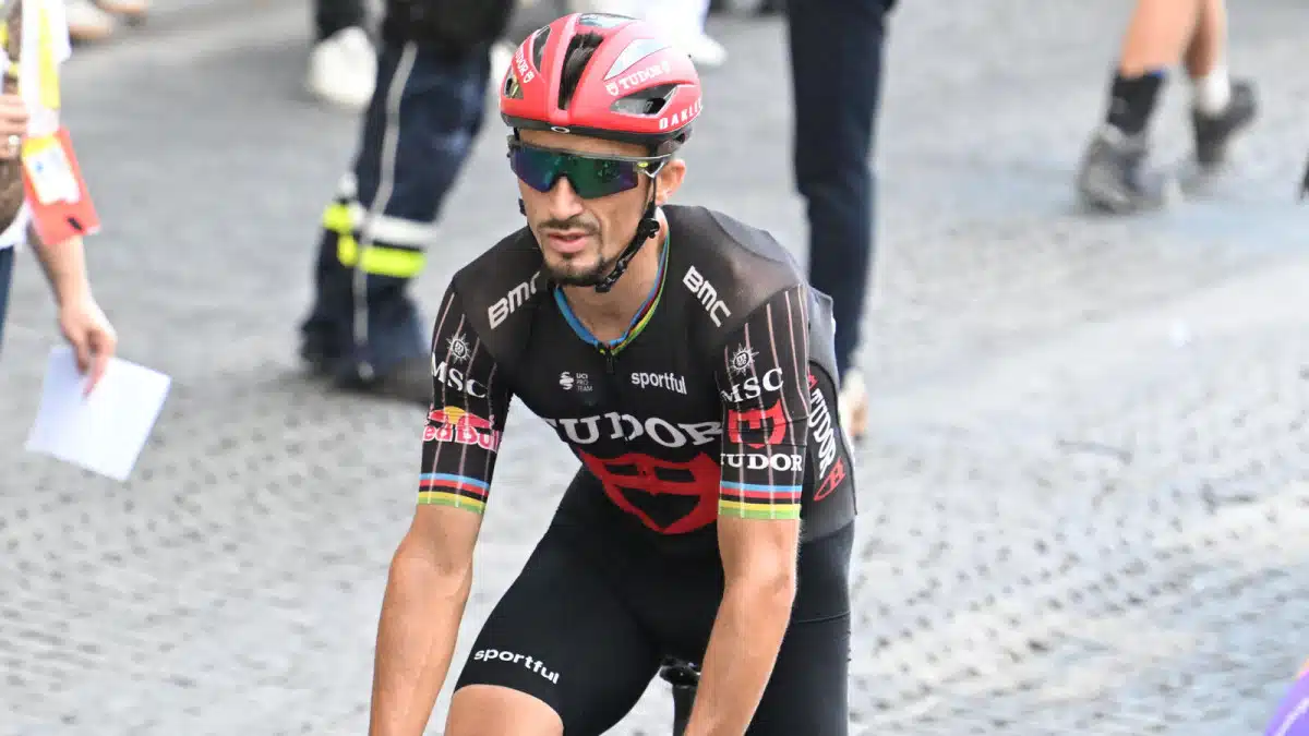 Adieu le peloton : Julian Alaphilippe met un terme définitif à sa carrière de cycliste