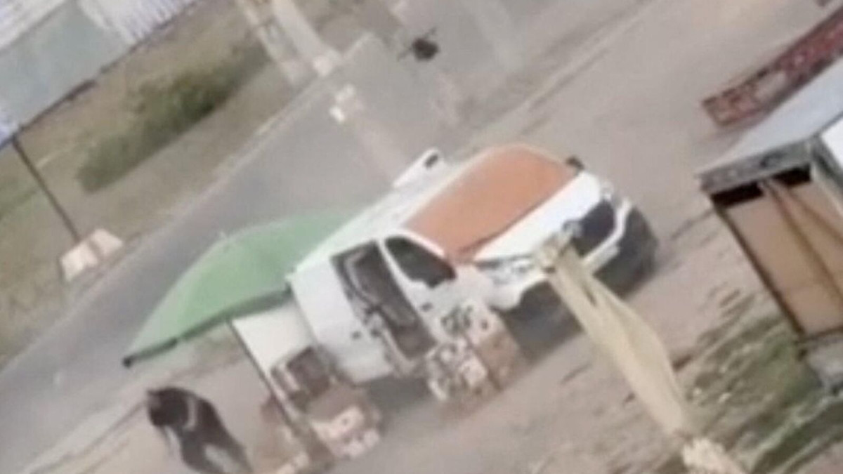 « Je me suis mis à courir » : un drone russe traque un marchand de légumes à Kherson et explose sur lui