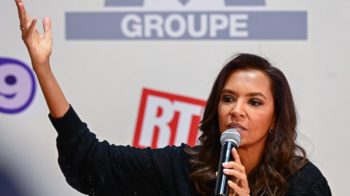 « Je ne me reconnais pas dans le féminisme actuel » : Karine Le Marchand assume aimer les mâles alpha