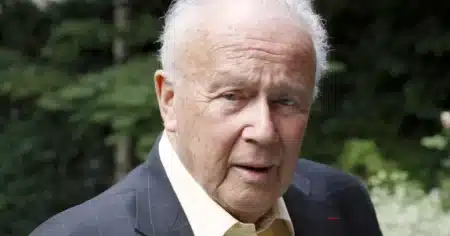 Philippe Bouvard est mort à 96 ans : « Vous resterez l'un de mes maîtres » avait dit Ruquier