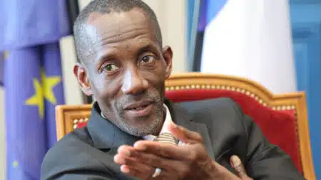 Saint-Denis : Bally Bagayoko rend les fournitures scolaires gratuites pour tous les écoliers dès 2026
