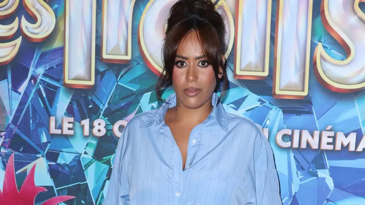 « Simple et sans chichi » : dans l'intimité de la maison familiale d'Amel Bent, loin des paillettes
