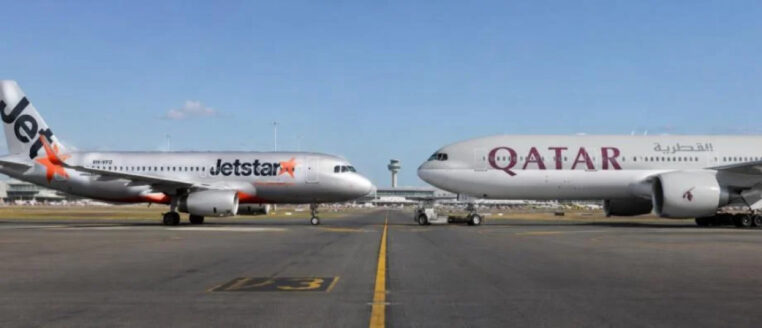 Jetstar frôle la catastrophe à Sydney, une hôtesse au tapis après le freinage