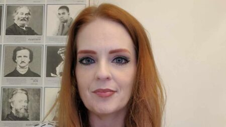 « J'ai vu 4 versions de moi » : cliniquement morte 6 minutes, elle revient avec une vérité glaçante