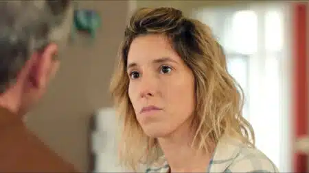 Plus belle la vie : Barbara malade ? Ce que ses douleurs annoncent dès le 28 septembre