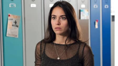 PBLV du 8 octobre : Daniel gifle Chloé à la sortie du commissariat, Chris ne bouge plus ses jambes